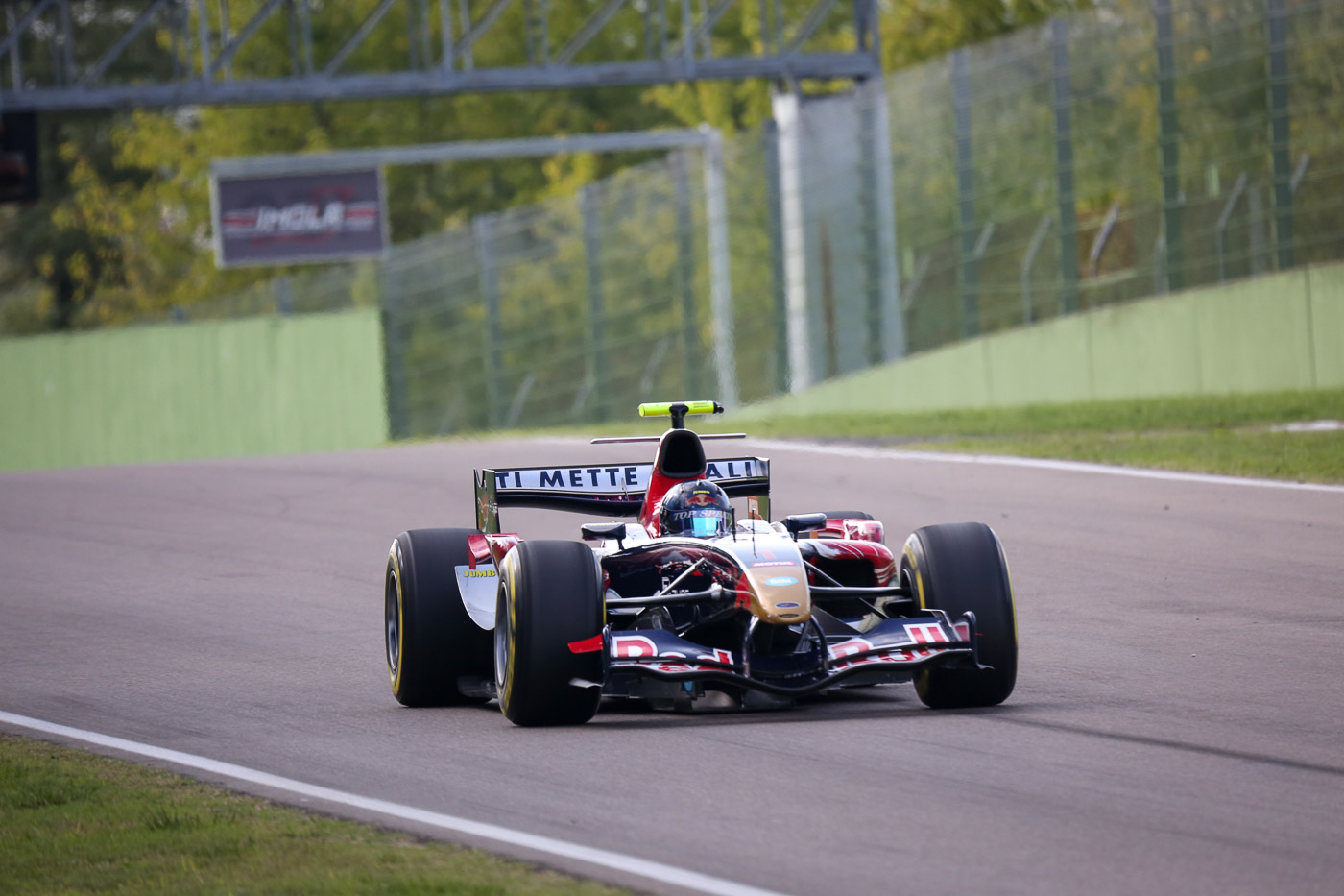 Ingo Gerstl auf der legendären F1-Rennstrecke in Imola.